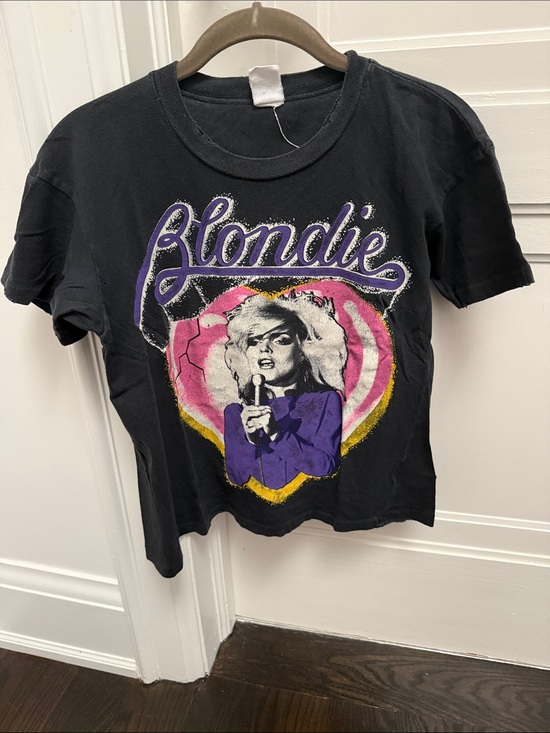 Tops - Madeworn blondie cropped tee